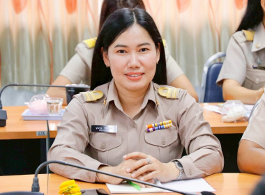 การประชุมขับเคลื่อนการปฏิบัติงานตามระบบการส่งเสริมสหกรณ์และกลุ่มเกษตรกร ประจำเดือนตุลาคม 2568 ของสำนักงานสหกรณ์จังหวัดนครศรีธรรมราช ประจำปีงบประมาณ พ.ศ.2569 วาระก่อนการประชุม ได้มีการมอบเกียรติคุณนักส่งเสริมสหกรณ์ดีเด่นและพนักงานราชการดีเด่น ประจำปี พ.ศ. ... พารามิเตอร์รูปภาพ 47